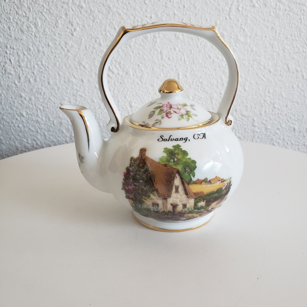 1990s Filder Keepsakes Fine Porcelain Teapot Solvang CA Cottage Pattern